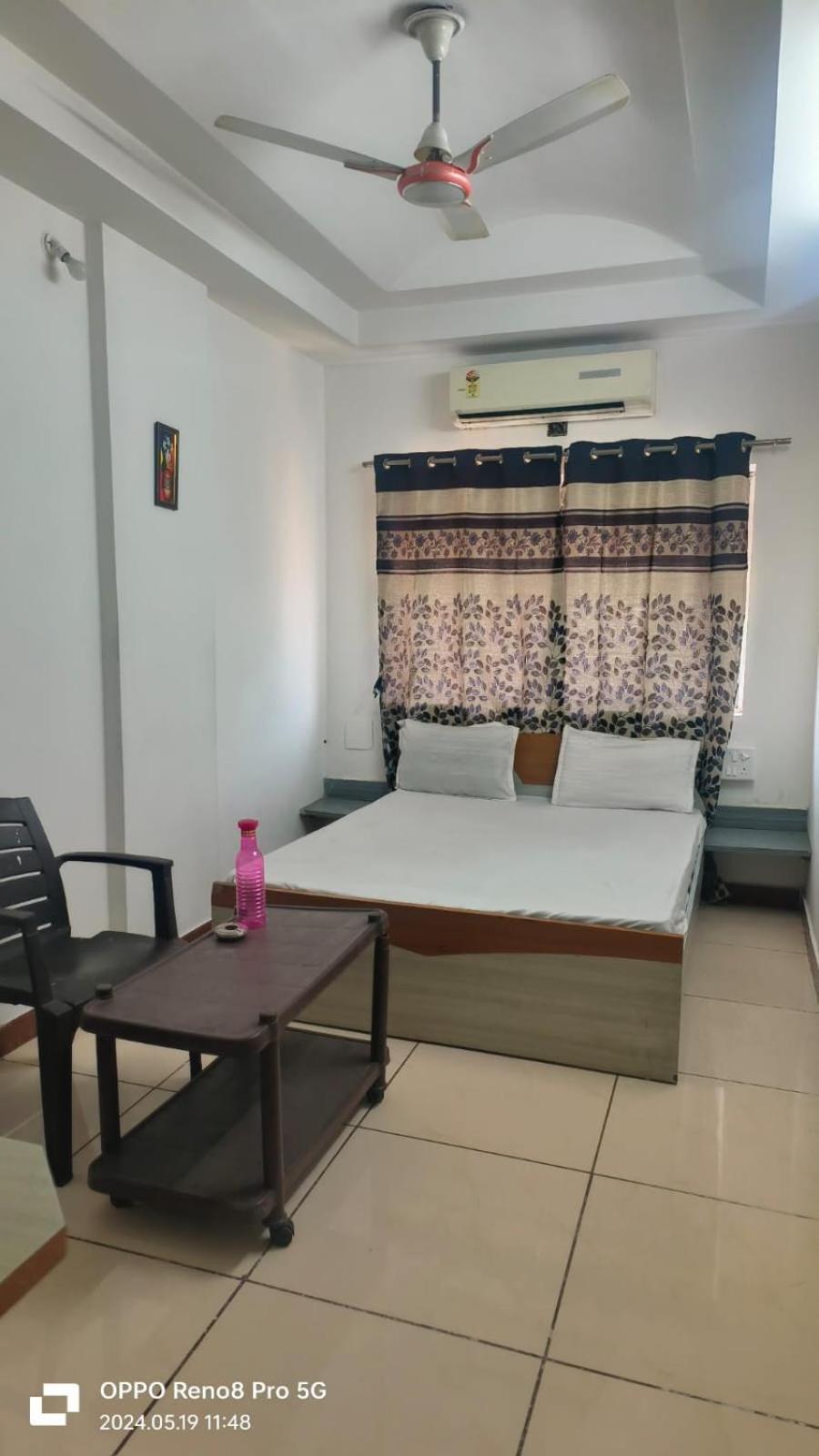 Hotel Velvet Rajkot Dış mekan fotoğraf